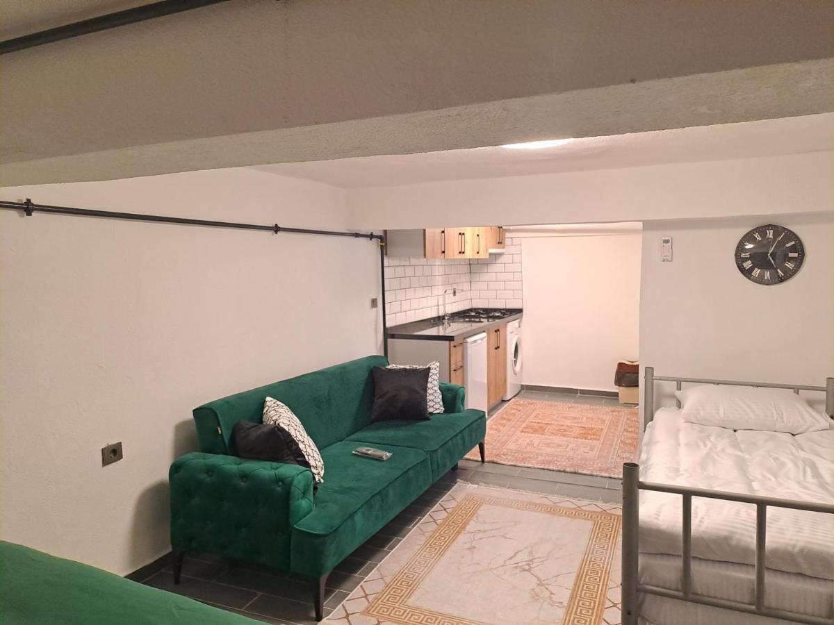 Апартаменты Taksim Nida Flats Стамбул Экстерьер фото
